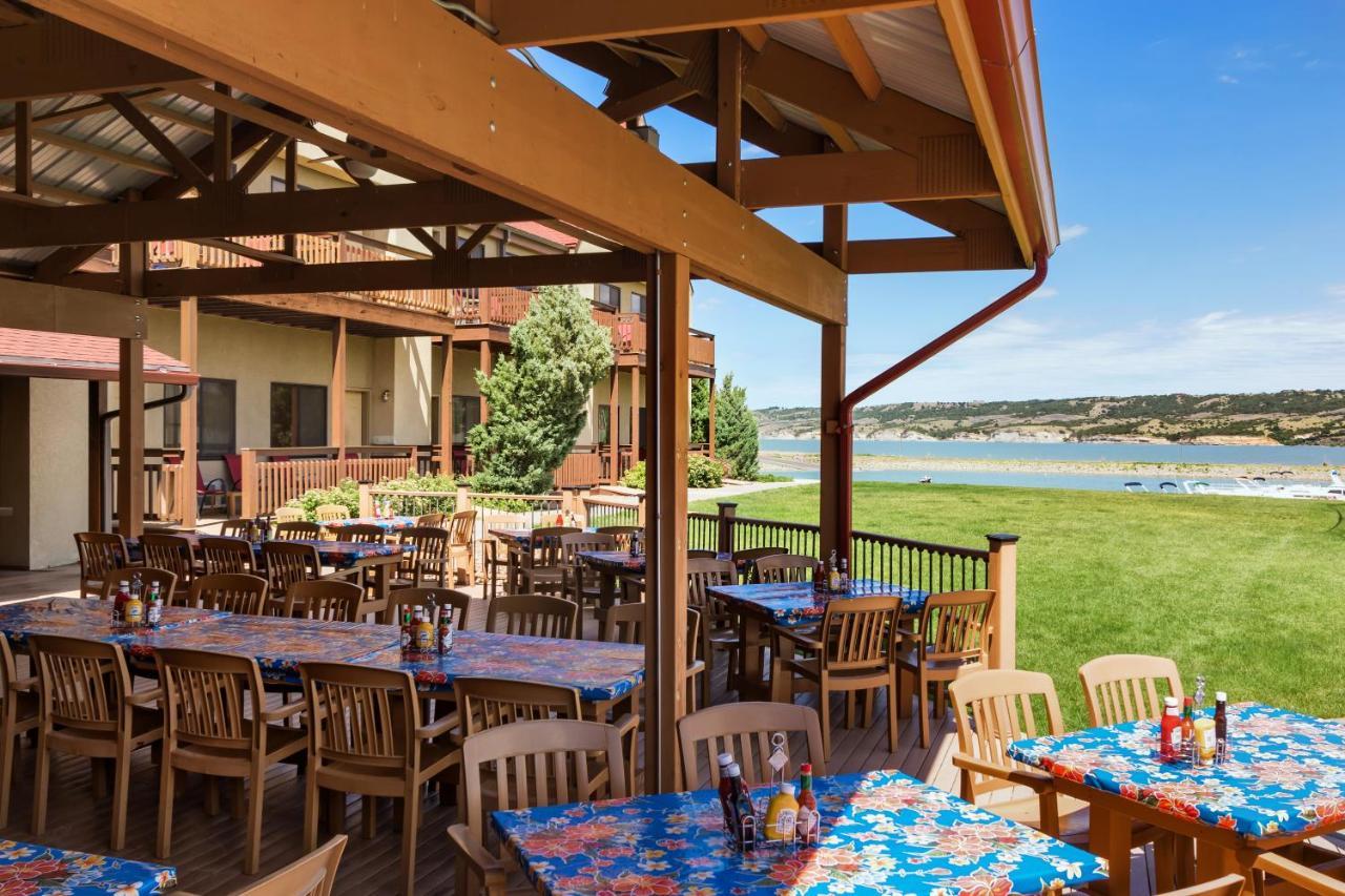 Arrowwood Resort At Cedar Shore Oacoma Exteriör bild
